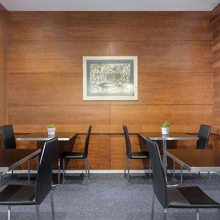 Ac Hotel Palencia By Marriott Bagian luar foto