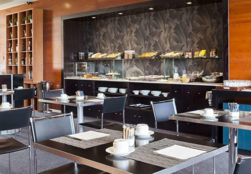 Ac Hotel Palencia By Marriott Bagian luar foto