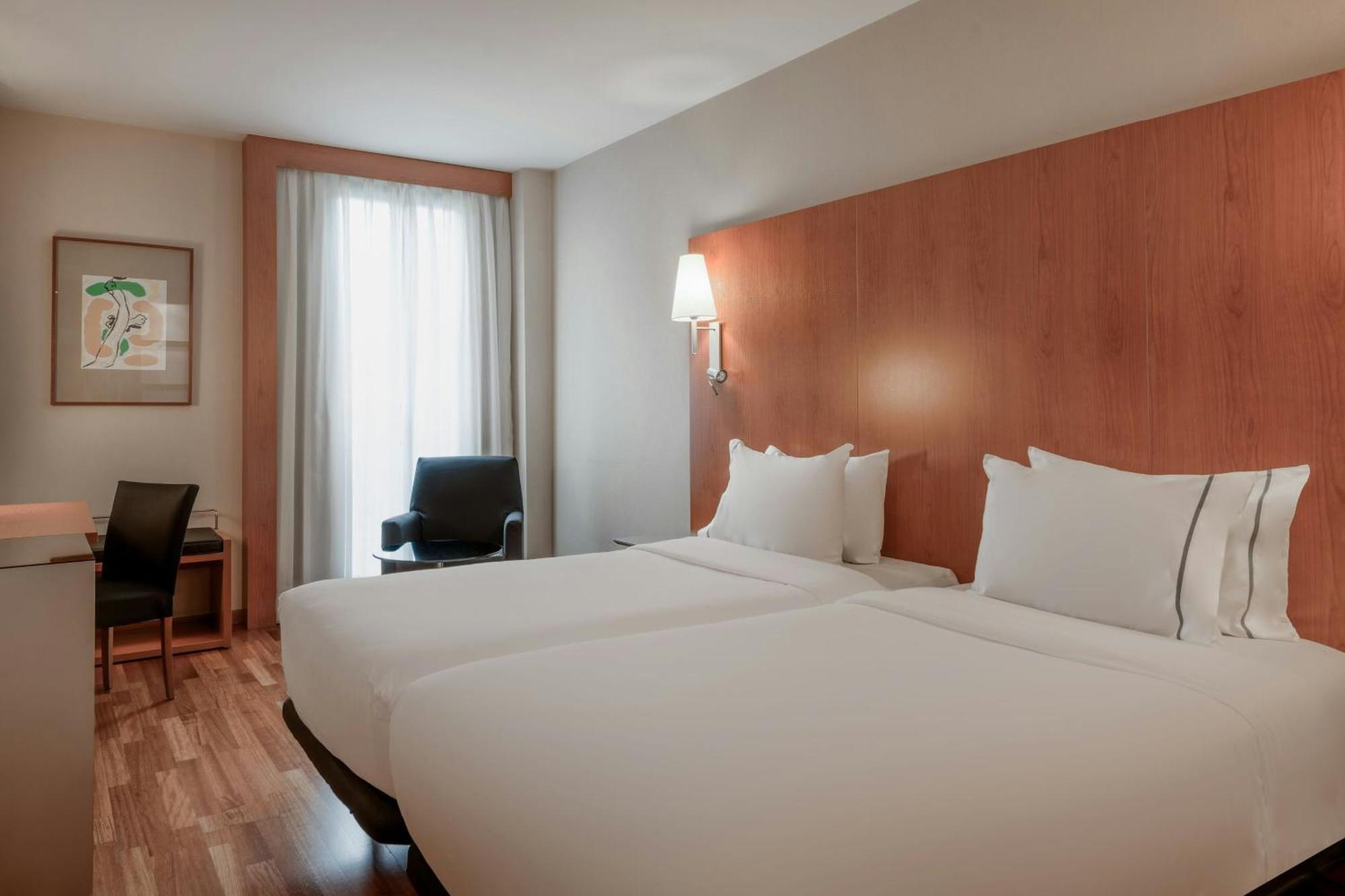 Ac Hotel Palencia By Marriott Bagian luar foto
