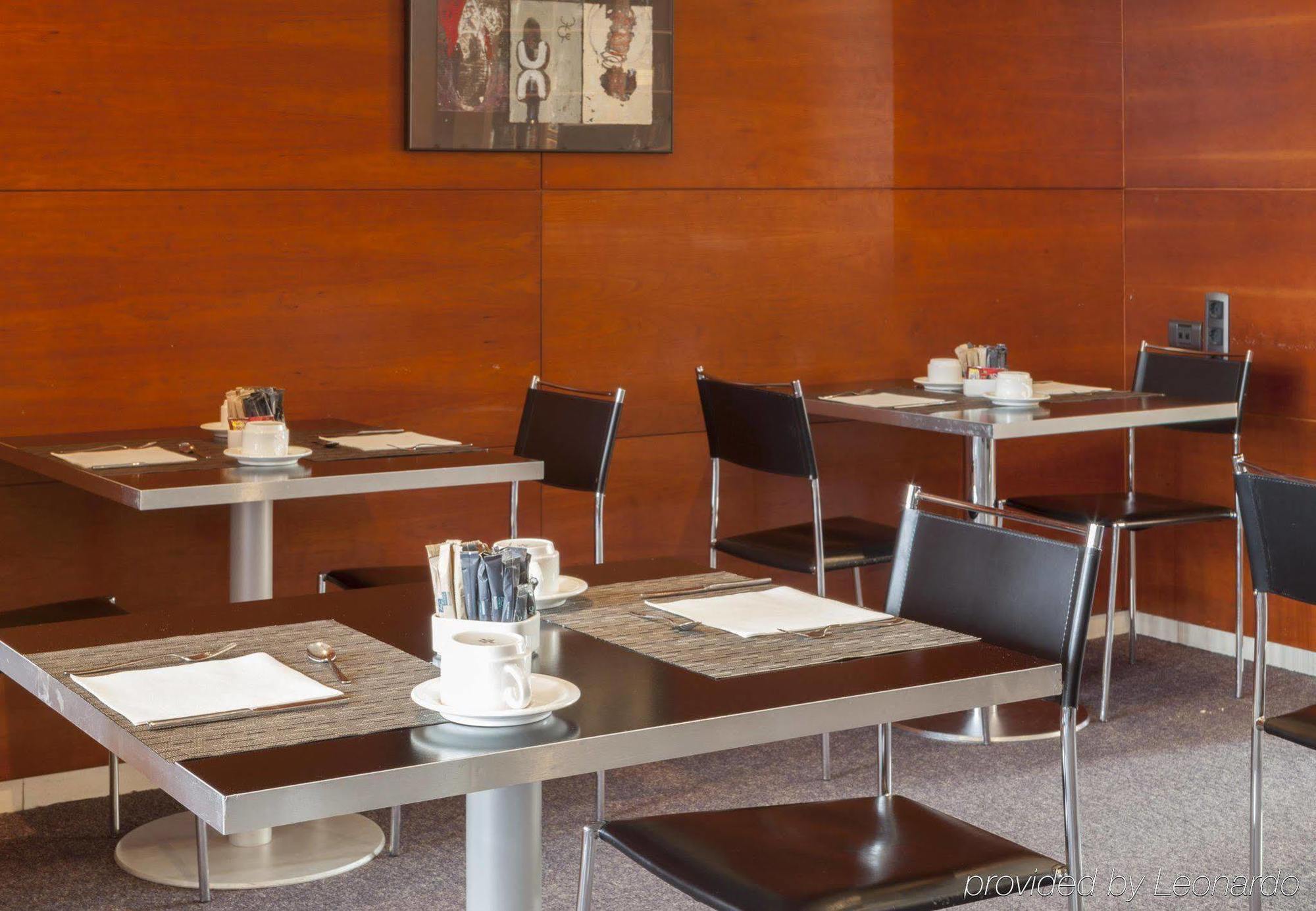 Ac Hotel Palencia By Marriott Bagian luar foto